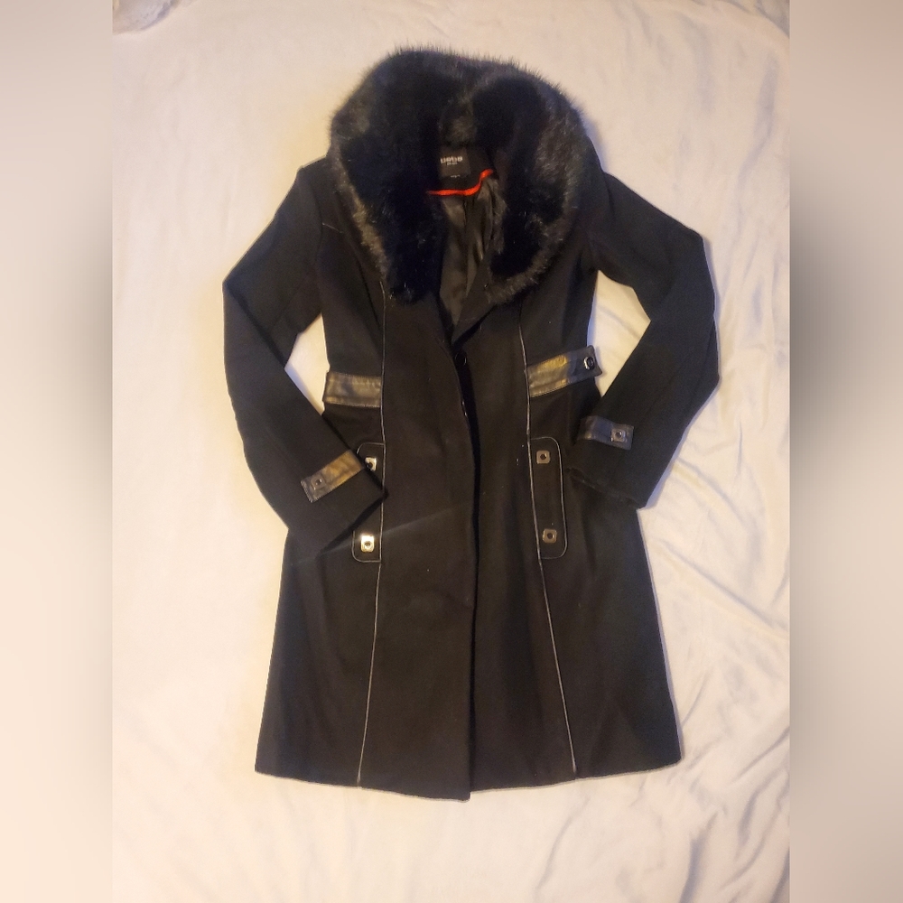 SOLS: Bebe fur trench coat xs
